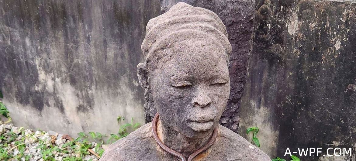 坦桑尼亚桑给巴尔的奴隶制纪念雕塑。